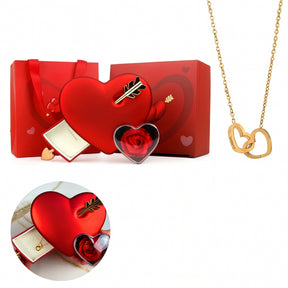 Caixa Cupido com Rosa Eterna & Colar Gravado com Nomes